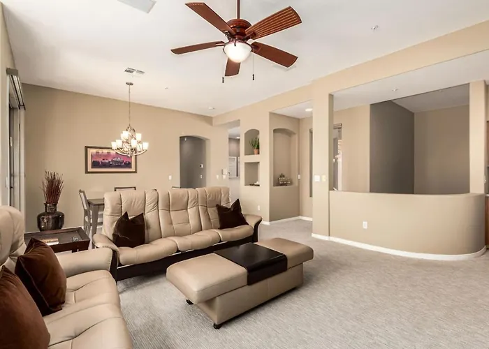 Hébergement de vacances 3br With Heated Pool, Spa, Gym And Grill Access *