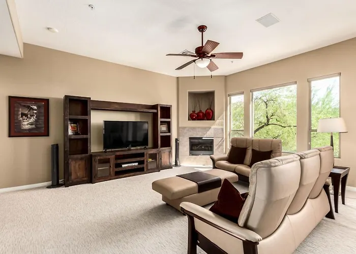3br With Heated Pool, Spa, Gym And Grill Access