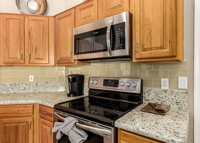 Hébergement de vacances 3br With Heated Pool, Spa, Gym And Grill Access *